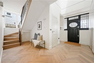 Westmoreland Road, Barnes, London, SW13