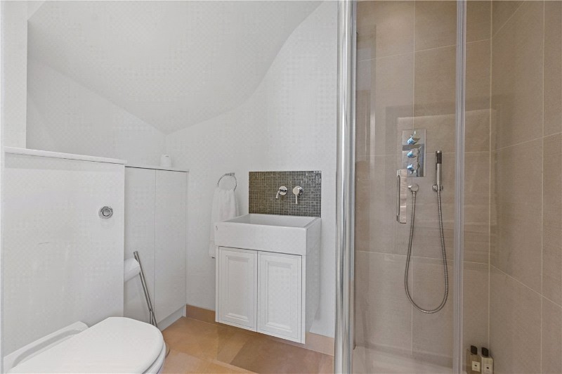 Strand, London, WC2R