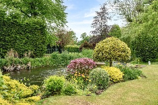 Riverside Gardens, Romsey, Hampshire, SO51