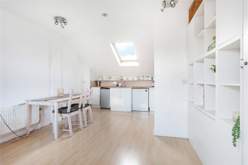 Dafforne Road, London, SW17