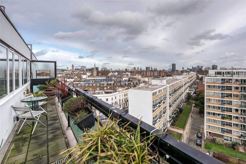 Churchill Gardens, London, SW1V