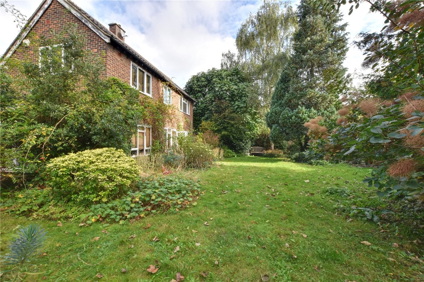 5 bedroom property for sale in Mayday Gardens, Blackheath, SE3 £675,000