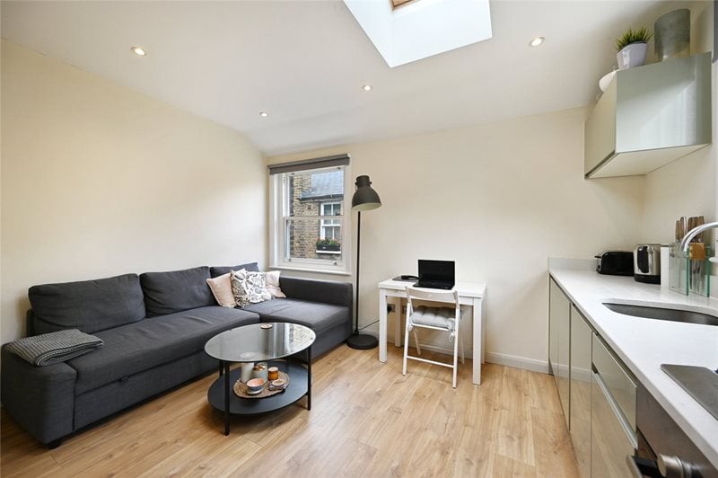 Ormiston Grove, London, W12