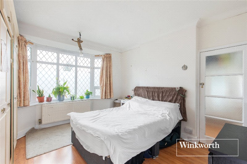 Woodfall Avenue, High Barnet, EN5