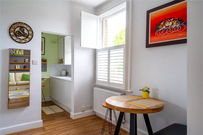 Palace Road, London, SW2