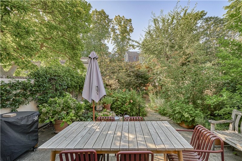 Melville Road, London, SW13