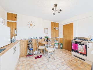 Godfreys Gardens, Bow, Crediton, Devon, EX17