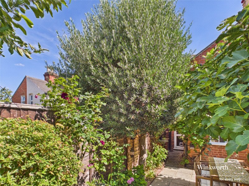 Henry Street, Reading, Berkshire, RG1