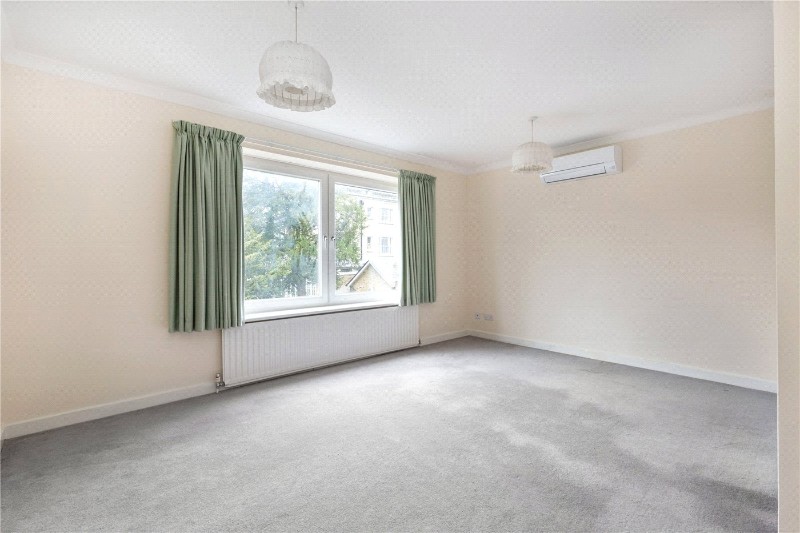 Whitefield Close, London, SW15