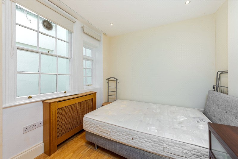 Eccleston Square, London, SW1V