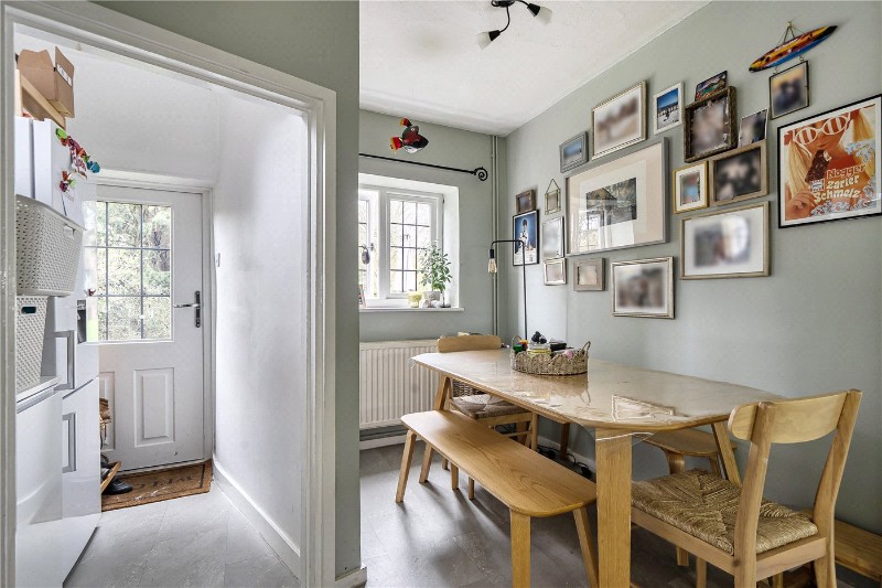 Peper Harow Lane, Shackleford, Godalming, Surrey, GU8