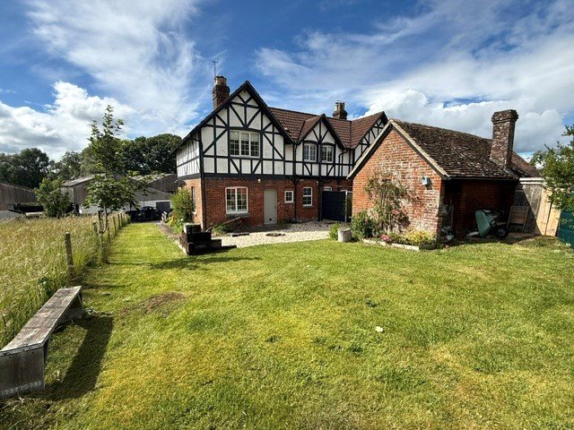 Horsebridge Farm Cottages, Kings Somborne, Stockbridge, Hampshire, SO20