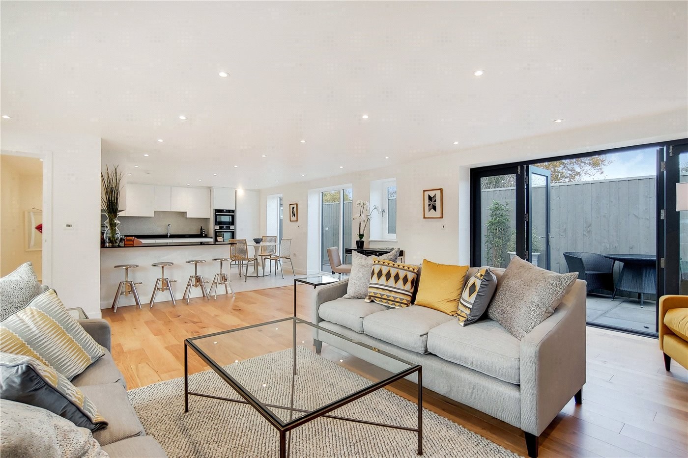 4 bedroom property for sale in Combemartin Road, Southfields, SW18 (Ref