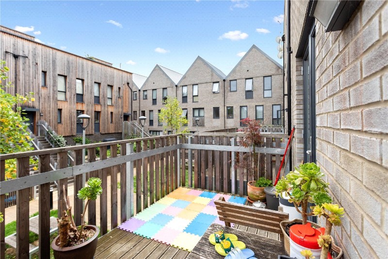 Tryon Crescent, London, E9