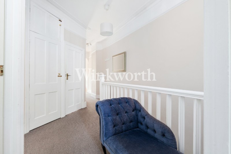 Caversham Avenue, London, N13