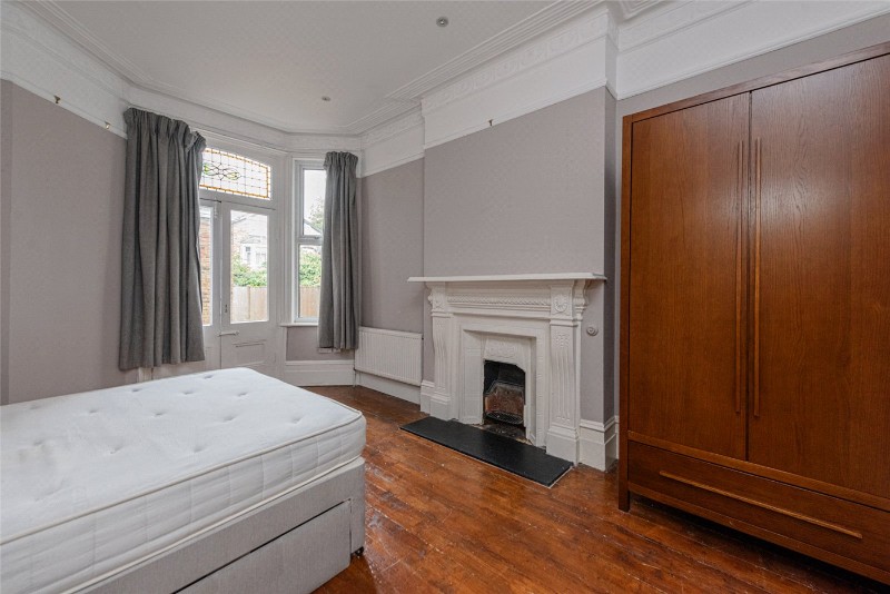 Sellons Avenue, London, NW10