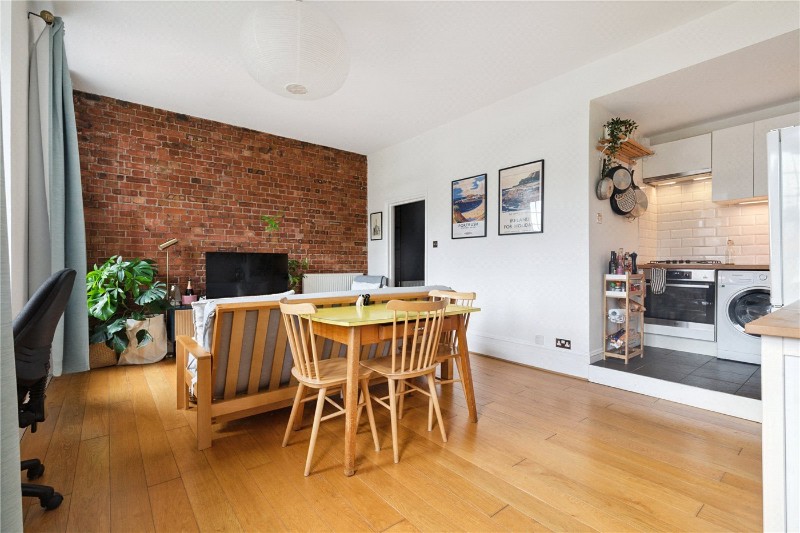 Kingsmead Road, London, SW2