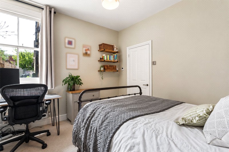 Pevensey Road, London, SW17