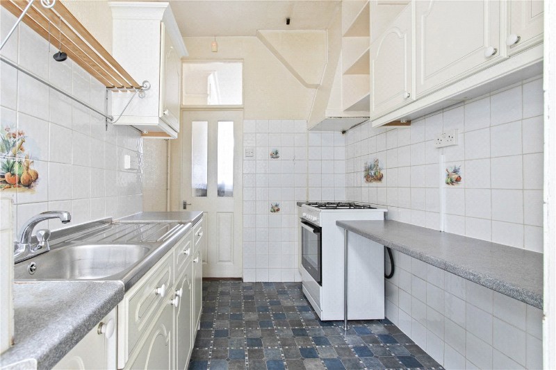 Riverway, London, N13