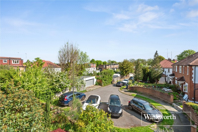 Huntly Drive, Finchley, London, N3