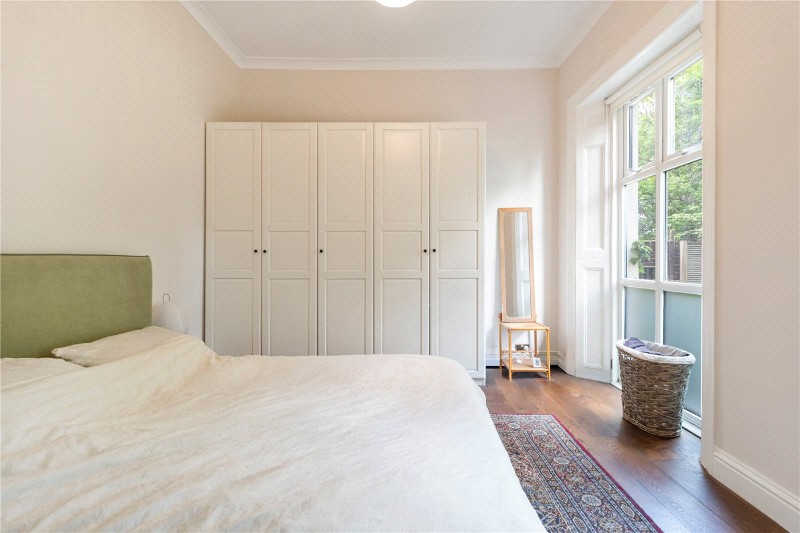 Kenninghall Road, London, E5