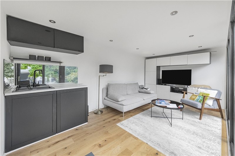 Suffolk Road, Barnes, London, SW13
