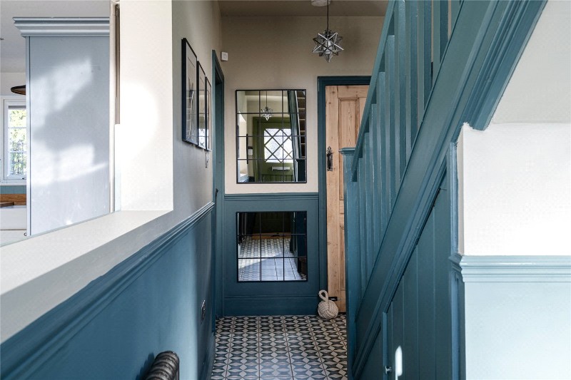 Cricklade Avenue, London, SW2