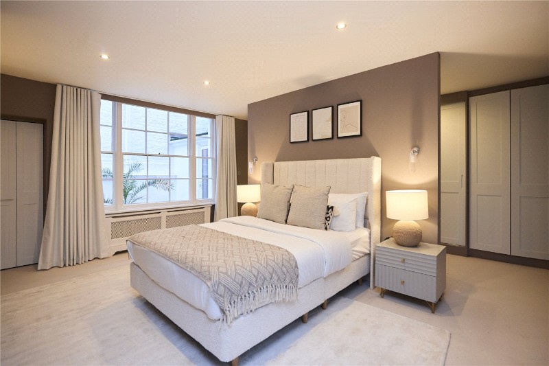 Strathearn Place, London, W2