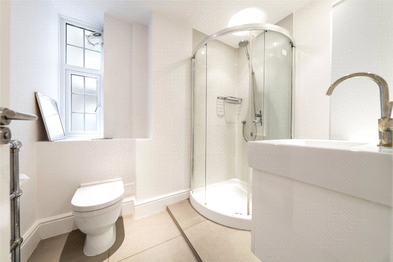 Mandeville Court, Finchley Road, NW3