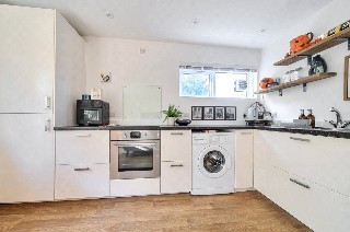 Tavistock Close, Romsey, Hampshire, SO51