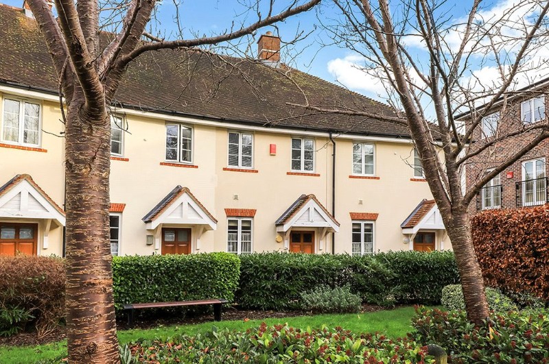 Bath Place, Winchester, Hampshire, SO22