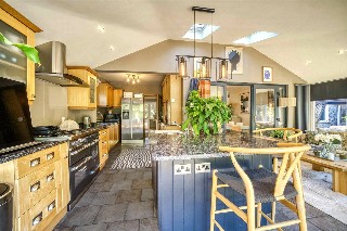 Twemlow Avenue, Lower Parkstone, Poole, BH14