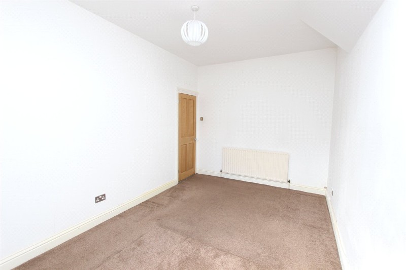 Oakleigh Park Drive, Leigh-on-Sea, Essex, SS9