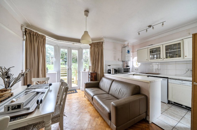 Waddington Way, London, SE19