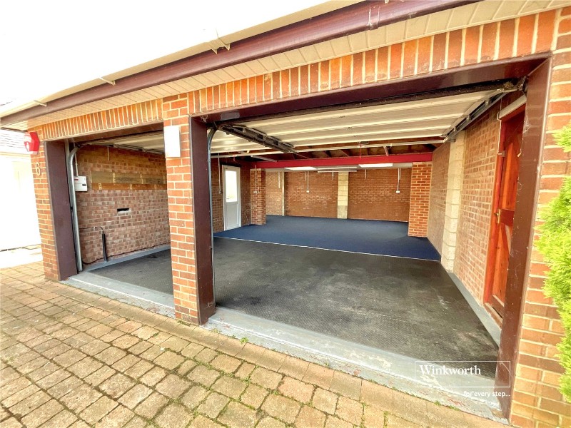 Vecta Close, Friars Cliff, Christchurch, Dorset, BH23