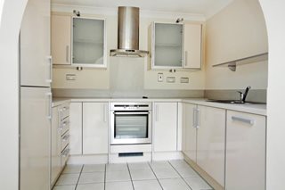 St. Johns Road, Newbury, Berkshire, RG14