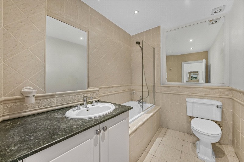 Randolph Avenue, London, W9