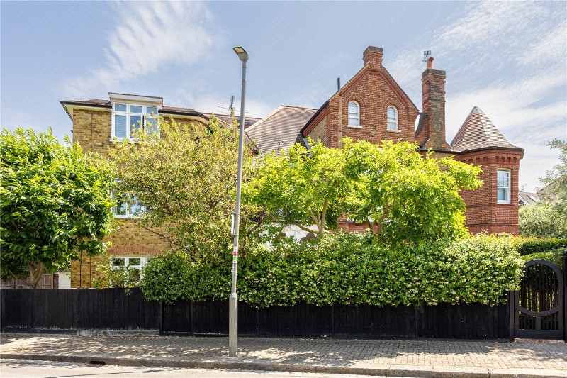 Bramcote Road, London, SW15