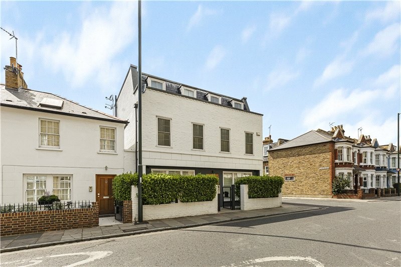 Station Road, Barnes, SW13