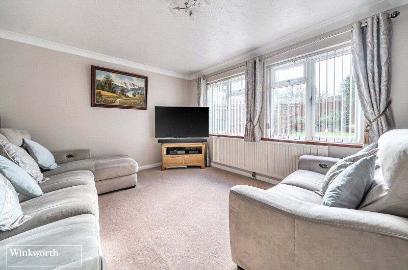 Novello Close, Basingstoke, Hampshire, RG22