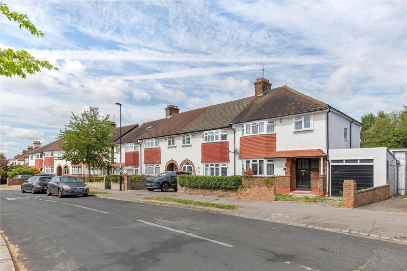 Briar Avenue, London, SW16