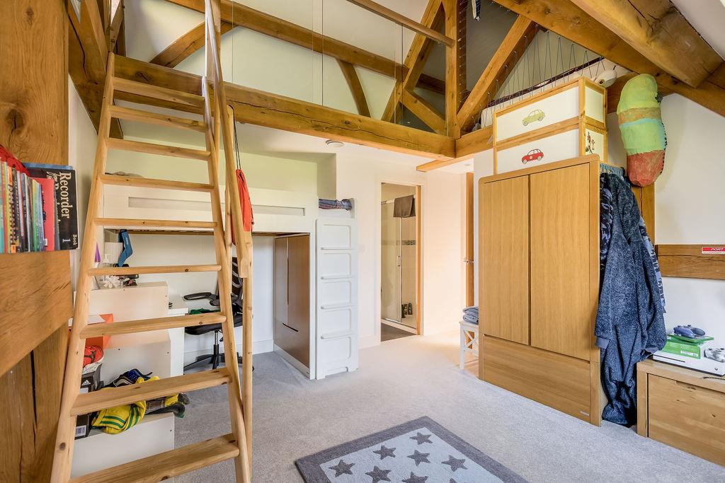 A BEDROOM 2A ph19.jp