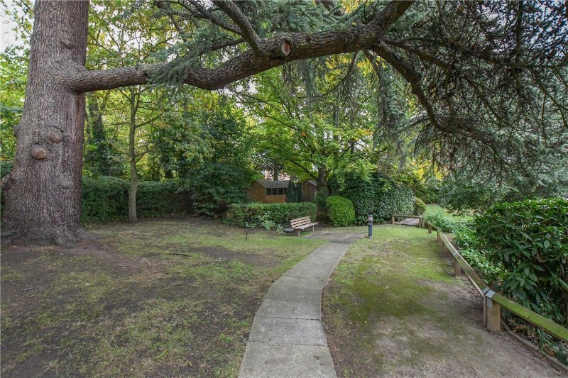 Reading Road, Wokingham, Berkshire, RG41