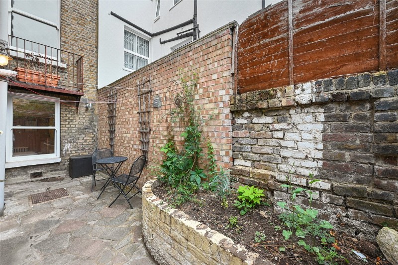 Ellerslie Road, London, W12