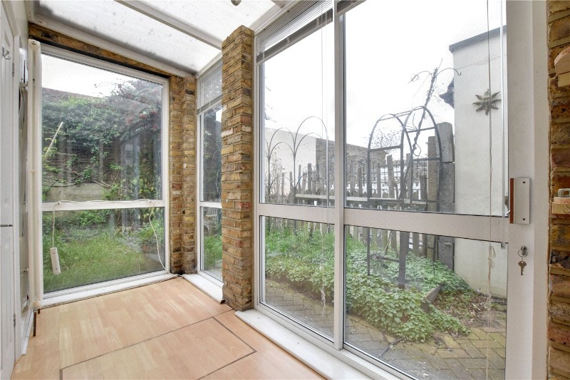 Eastcombe Avenue, Charlton, London, SE7