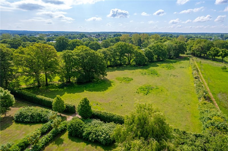 The Straits, Wheatley, Hampshire, GU35