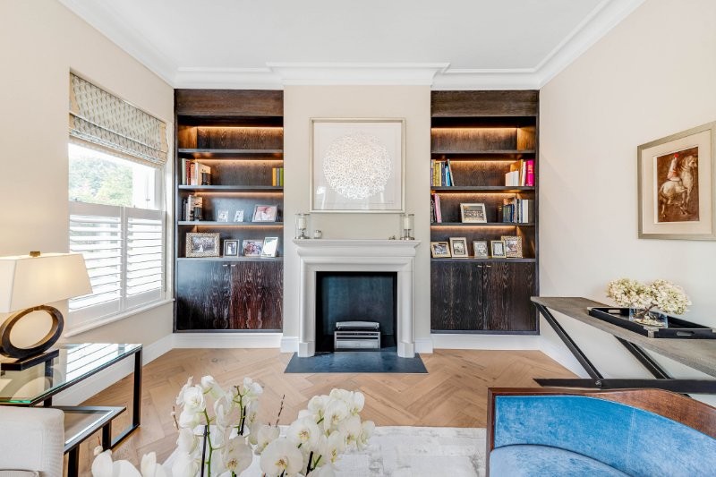 Castelnau, Barnes, London, SW13
