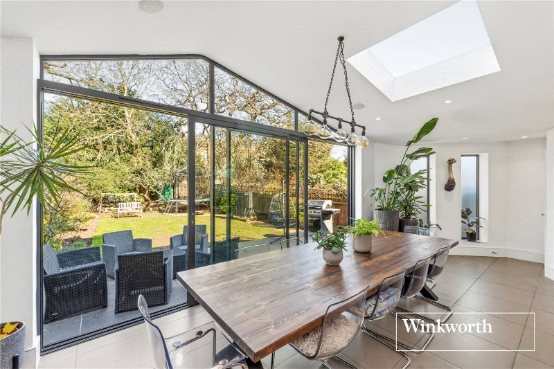Park Crescent, Finchley, London, N3