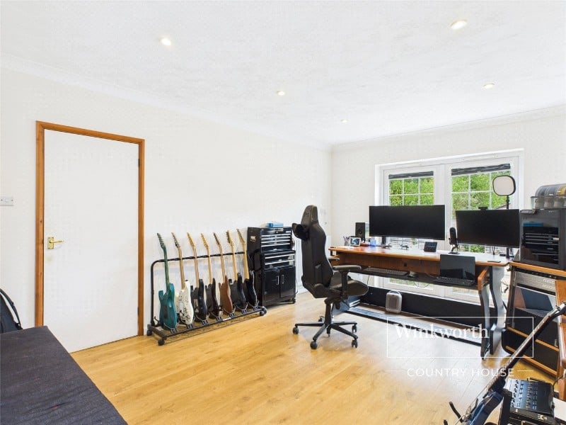 Westwood Road, Tilehurst, Reading, Berkshire, RG31