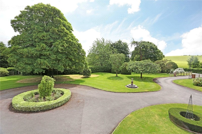 White Street, West Lavington, Wiltshire, SN10